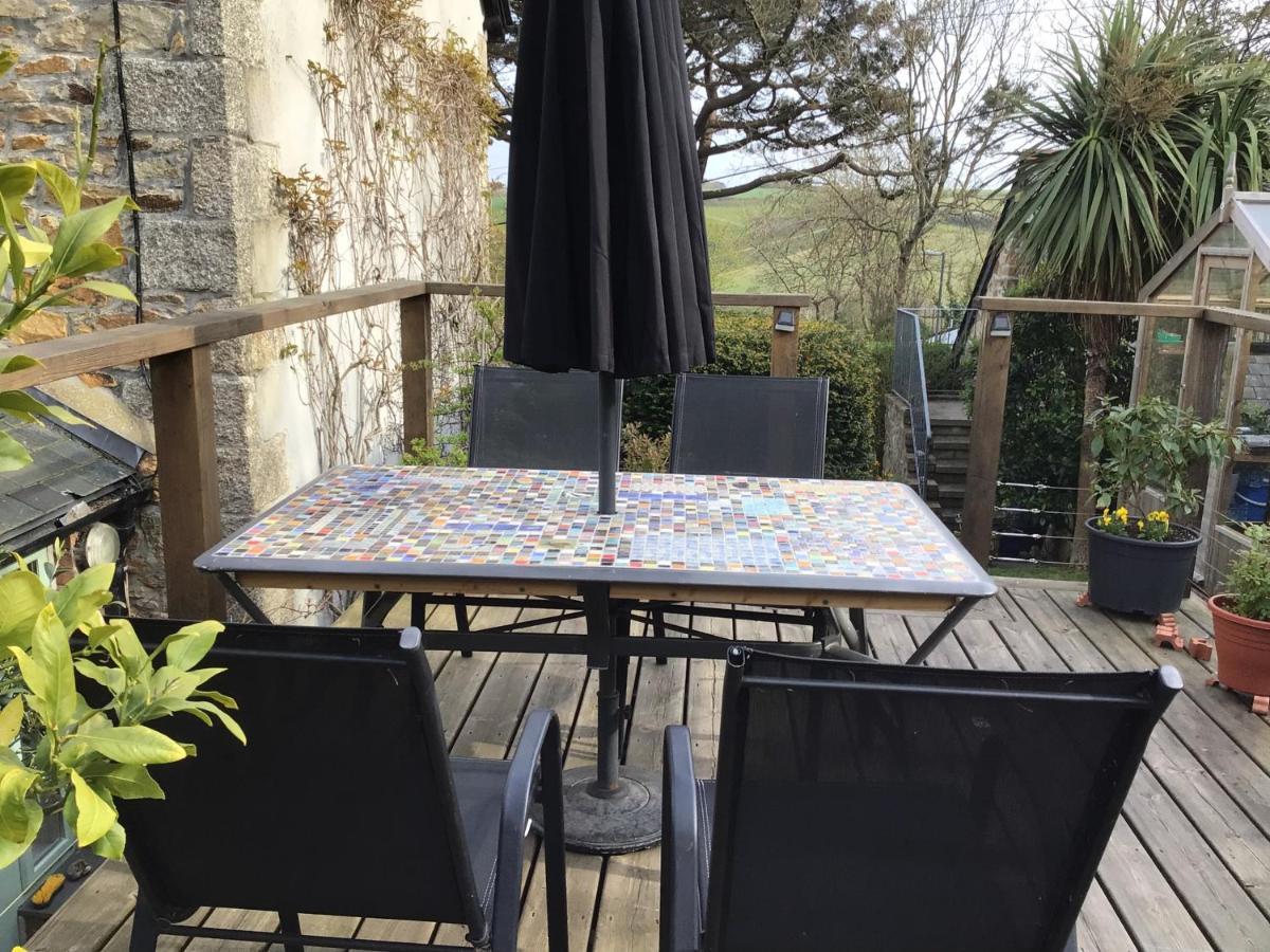 Cozy Camborne Studio Retreat With Two Single Beds エクステリア 写真