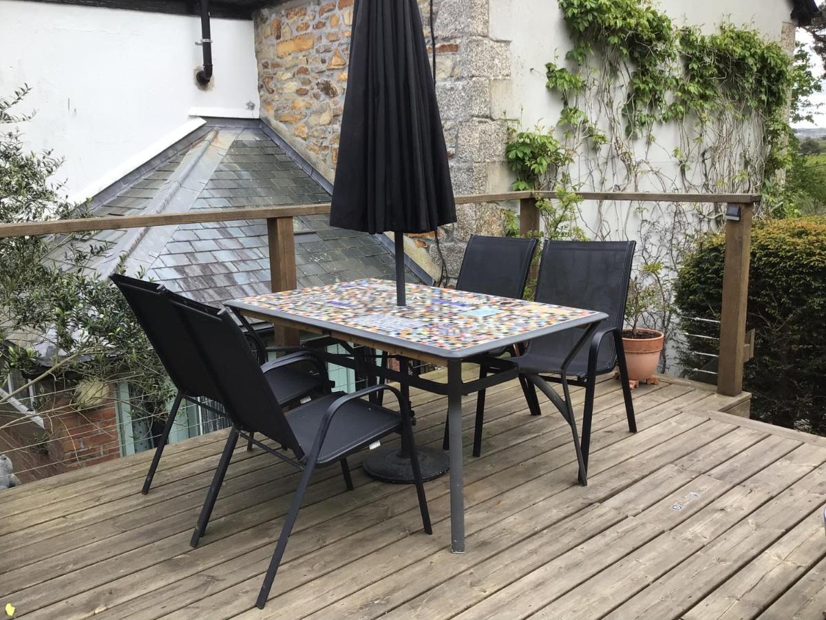Cozy Camborne Studio Retreat With Two Single Beds エクステリア 写真